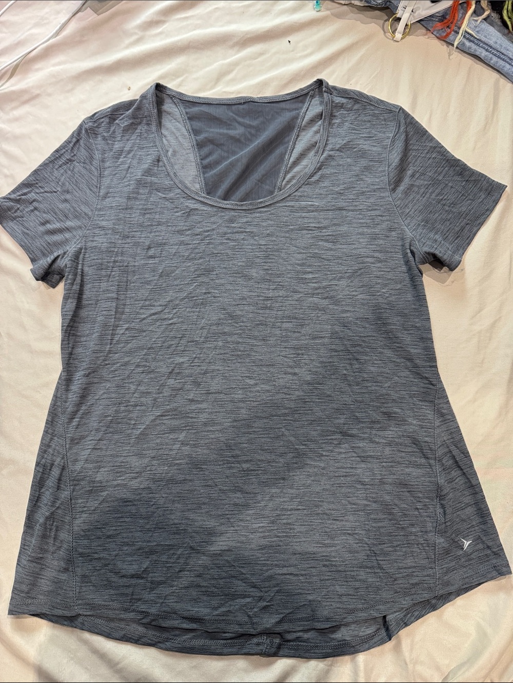 Women’s Gray Performance Scoop-Neck Top